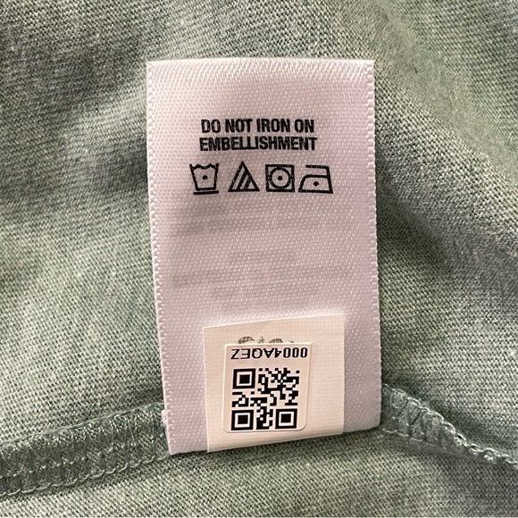 AEROPOSTALE 87 Logo Applique Graphic Tee - Picture 5 of 7